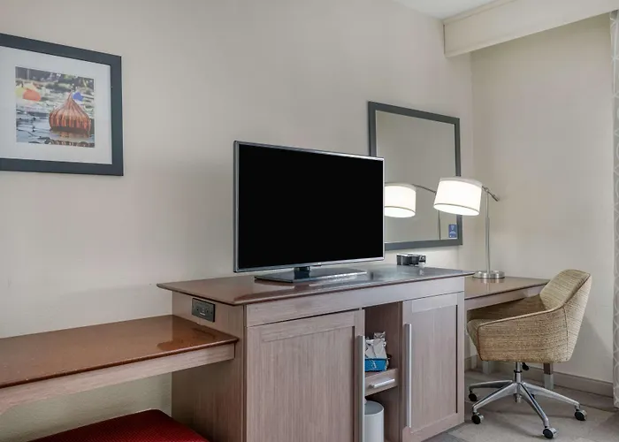 Hampton St. Louis/collinsville Hotel 3*
